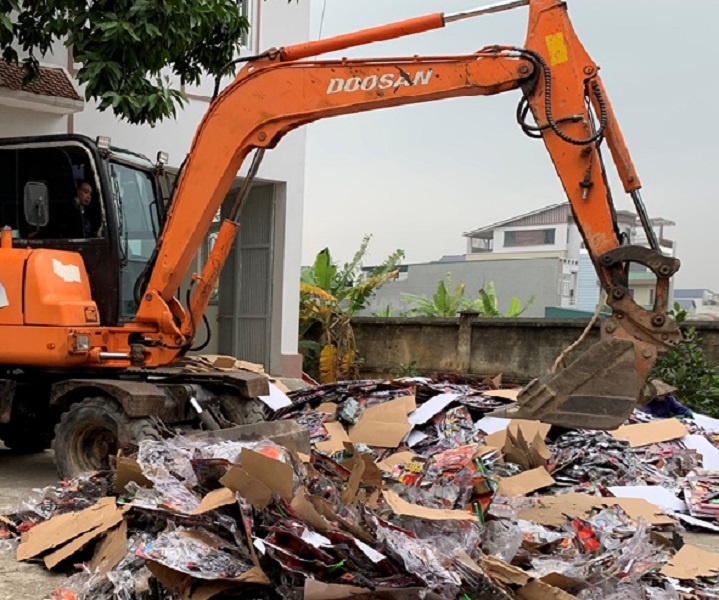 Thu mua phế liệu gỗ, ván ép, mùn cưa quận 1 phường Bến Nghé, Bến Thành, Cầu Kho, Nguyễn Cư Trinh, Đa Kao, Nguyễn Thái Bình, cầu Ông Lãnh, Cô Giang, Tân Định tại thành phố Hồ Chí Minh