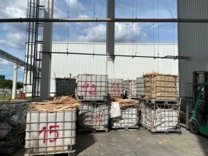 Chuyên thu gom phế phẩm gỗ, tận thu mọi nguồn hàng dư thừa từ xưởng mộc, nhà máy, công trình nội thất.