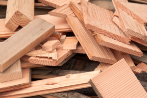 Nhận gỗ vụn, gỗ tạp, gỗ ép, mùn cưa, dăm bào, không giới hạn số lượng, hỗ trợ bốc xếp và vận chuyển tận nơi